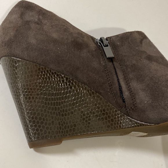 -Clarks leather suede ankle wedge booties women size 8.5M office casual y2k - Picture 5 of 11